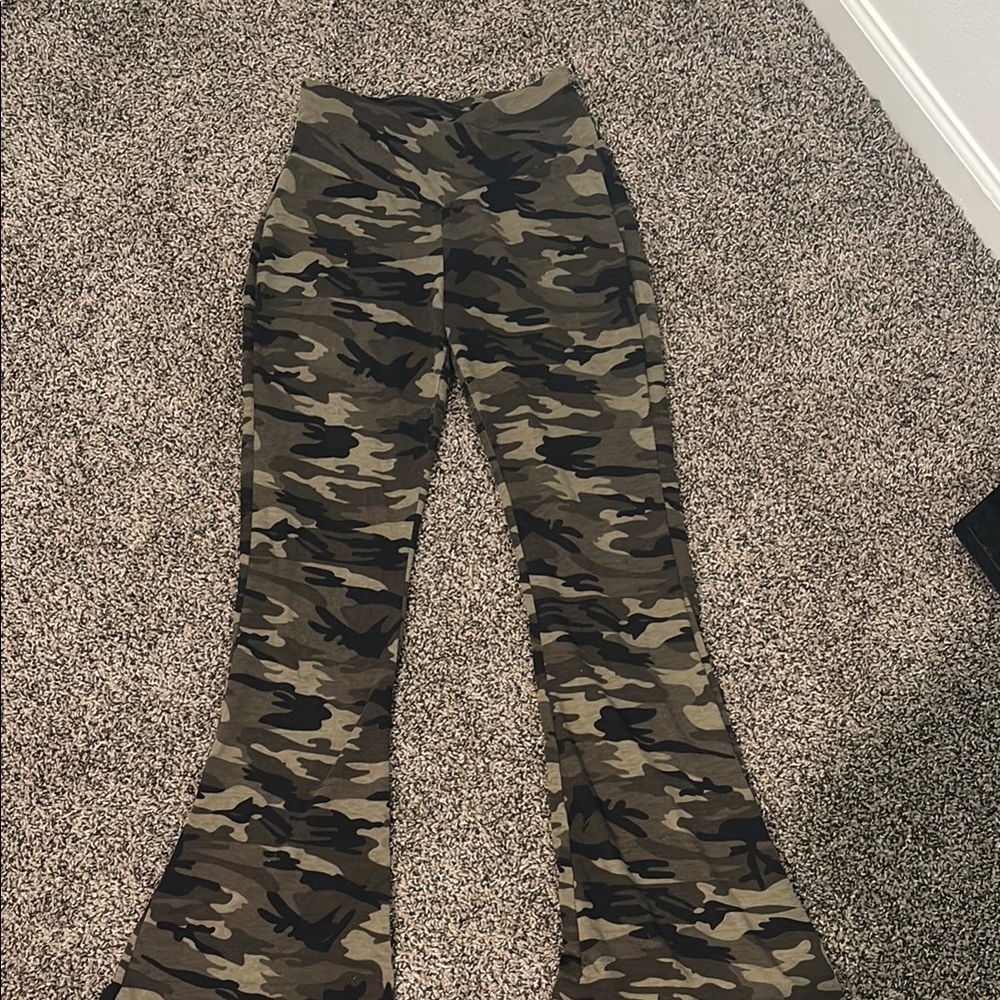 Camouflage Flared leggings